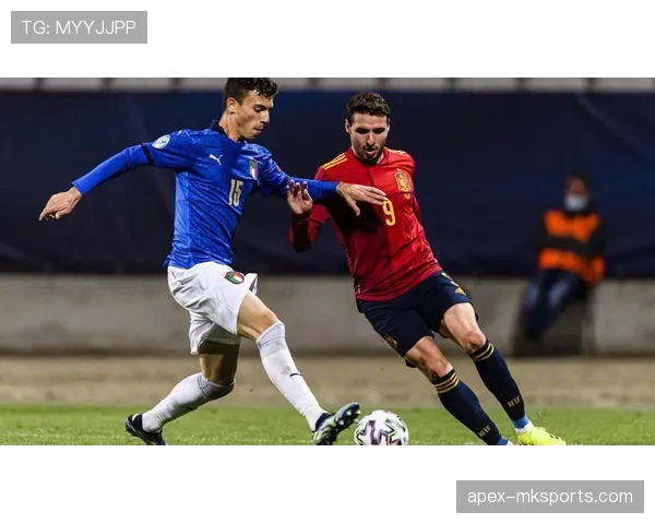 斯卡洛尼巧用空间布局提升球队攻防转换效率