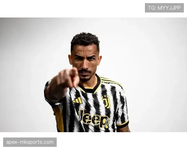 达尼洛多面开花，右路与中卫无缝切换成尤文防线新利器