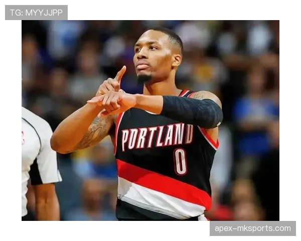 波尔图中场表现稳健,强势助推球队冲击冠军 波尔图中场表现稳健,强势助推球队冲击冠军