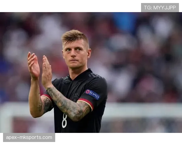 皇马中场在克罗斯离队后的控制力波动,正逐步反映在赛季关键战表现中 皇马中场在克罗斯离队后的控制力波动,正逐步反映在赛季关键战表现中