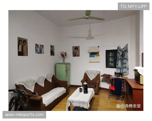 蔡赟退役后住苏州别墅，每天打三场球还嫌不够累？